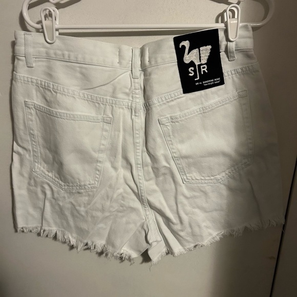 Sandrine rose shorts - Picture 2 of 3